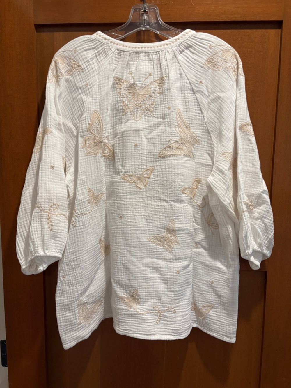 Johnny Was White Gauze Butterfly Embroidered Tie-Front Tunic NWT - Picture 2 of 8